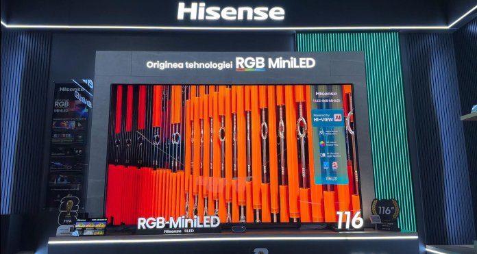 Hisense 116UXQ: Televizorul RGB MiniLED de aproape 3 metri care transformă jocul