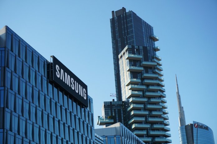 Samsung creează o baterie de 20.000 mAh pentru smartphone-uri