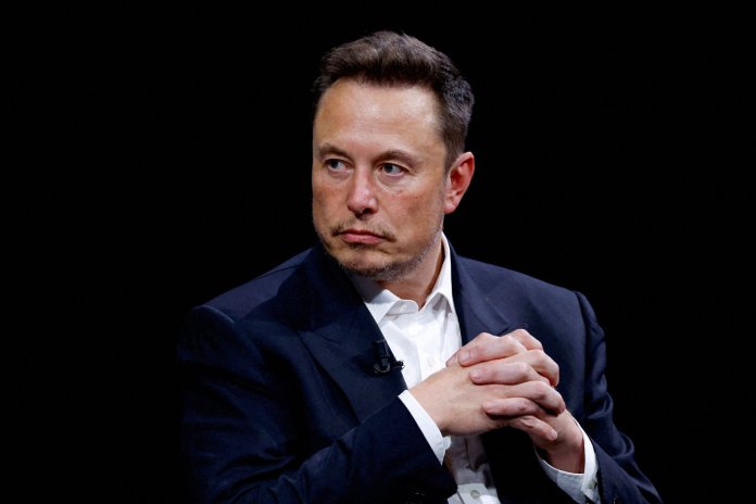 Elon Musk dă în judecată OpenAI și Microsoft pentru „profituri necorespunzătoare”