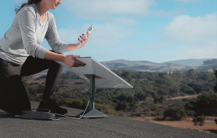 Ucraina poartă discuții cu SpaceX: Moscova ar putea să folosească serviciul de internet satelitar Starlink oferit de companie.