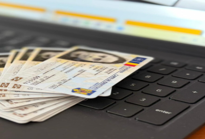 MAI Digital: 6 servicii fundamentale ale statului vor fi accesibile online. Permise de conducere și înregistrări auto, printre serviciile ce vor fi transformate digital.