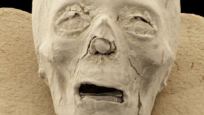 Descoperiri surprinzătoare recente în interiorul mumiilor