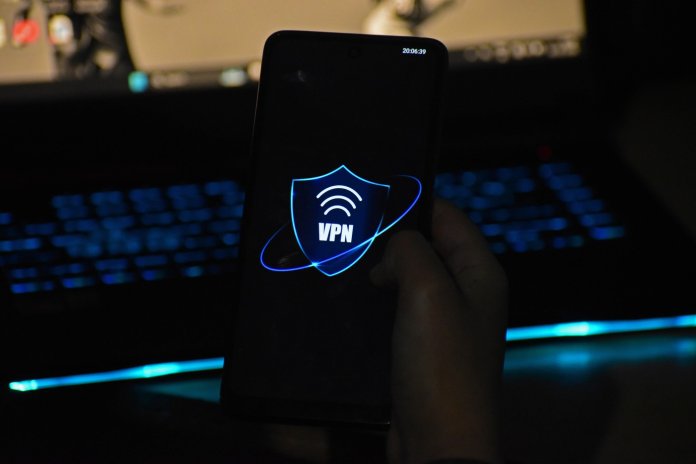 „Portalul spre infern”: expansiunea utilizării VPN-urilor în Rusia și cenzura în mediul online