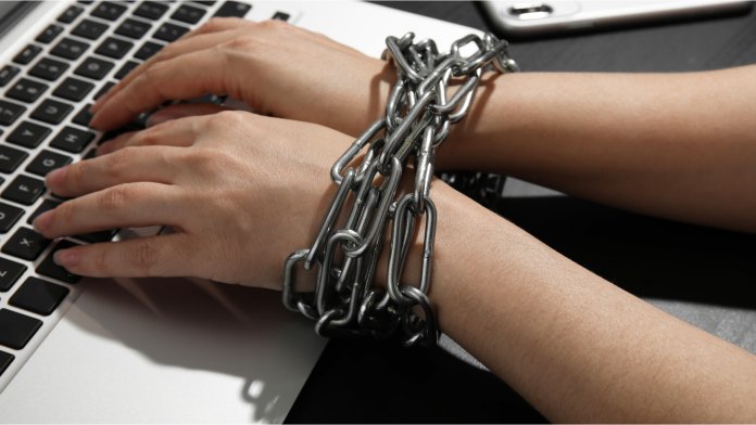 În Republica Coreea, circulația de imagini false create de inteligența artificială poate conduce la detenție.