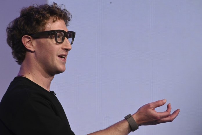 Roboții umani, noul obiectiv al Meta: Zuckerberg crește fondurile pentru inteligența artificială