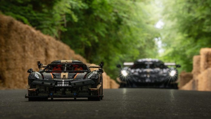 Koenigsegg Sadair’s Spear: A fost introdusă varianta de 450 euro