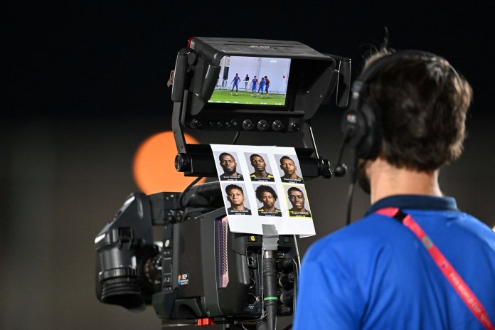 Lenovo va introduce tehnologia cu latență scăzută la Cupa Mondială 2026