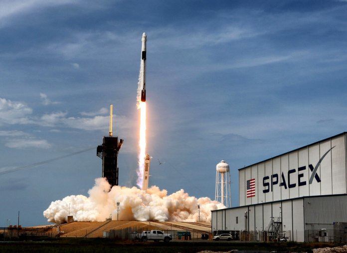 SpaceX are în plan Cursor într-o înțelegere uriașă de 60 miliarde $