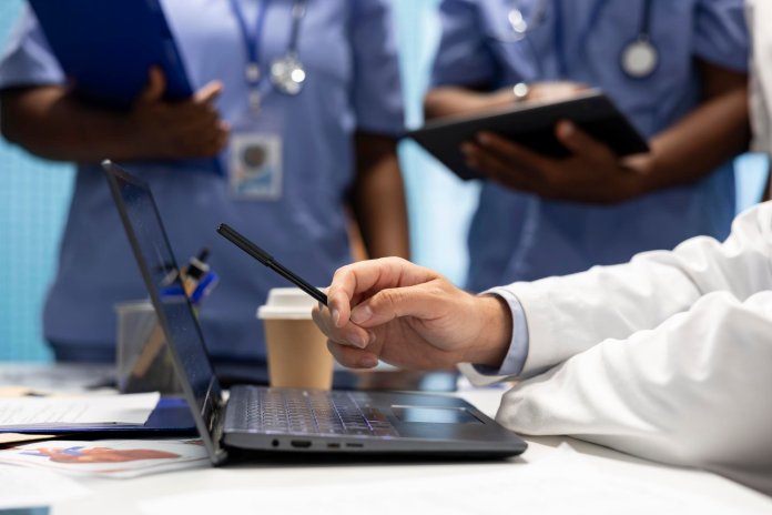 Formulare medicale digitale disponibile începând cu 1 septembrie: apelul CNAS