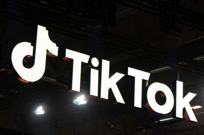 TikTok va compensa cu 400 de milioane de dolari pentru încălcarea intimității minorilor în Statele Unite.